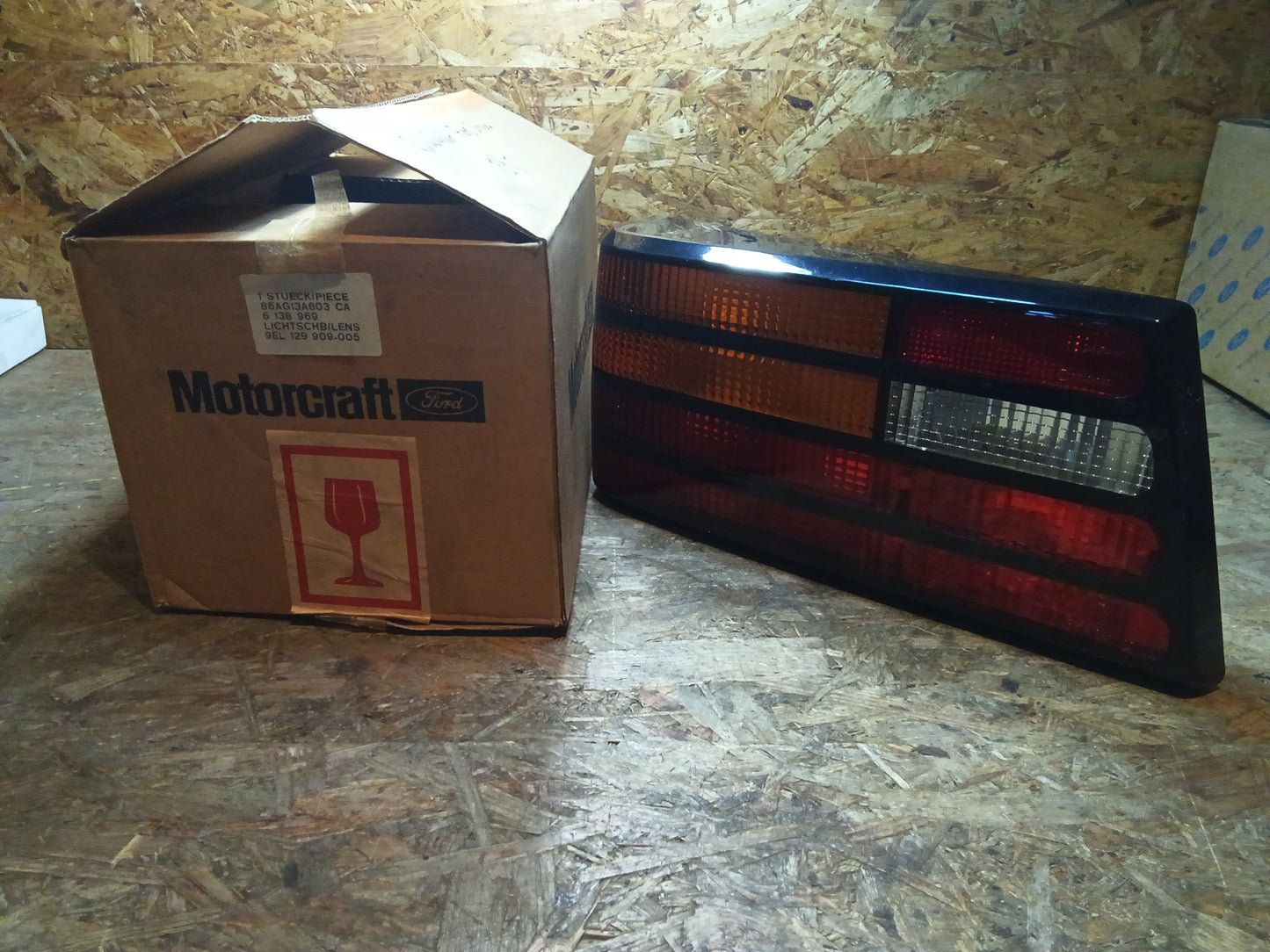 Ford Orion Rücklicht original Ford NEU