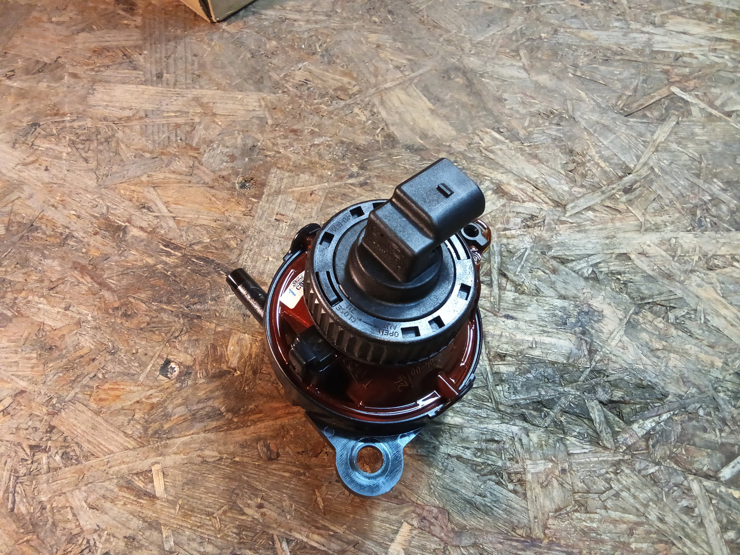 Ford Mondeo 00-07, Focus 98-05 Nebelscheinwerfer original Ford NEU