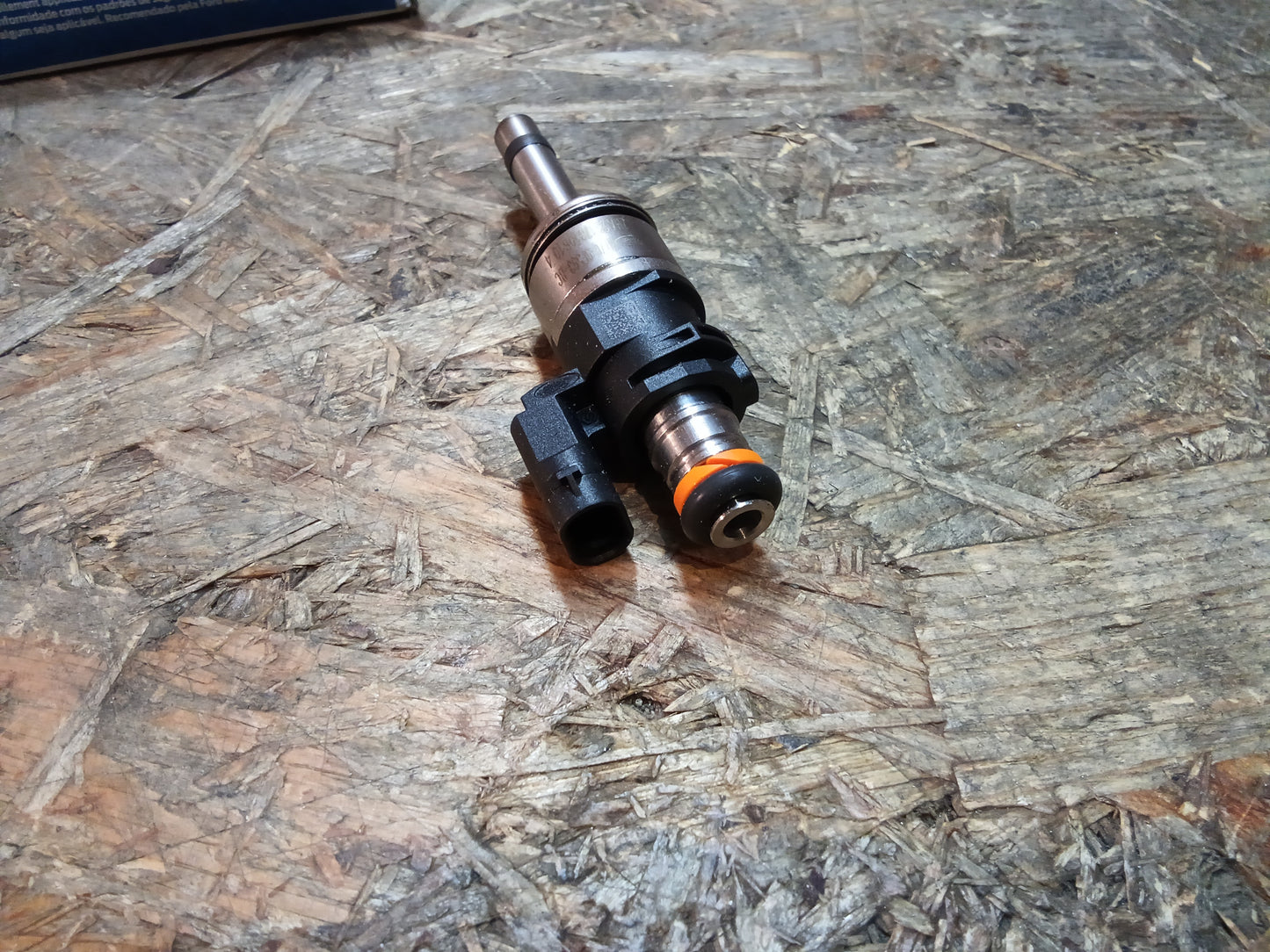 Ford Kuga Focus 1.5 Einspritzdüse original Ford NEU