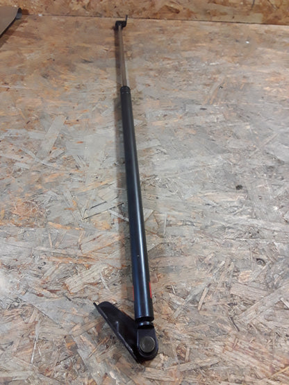 Mitsubishi Space Wagon Bj 83-91 Gäste der Heckklappe links original Mitsubishi NEU