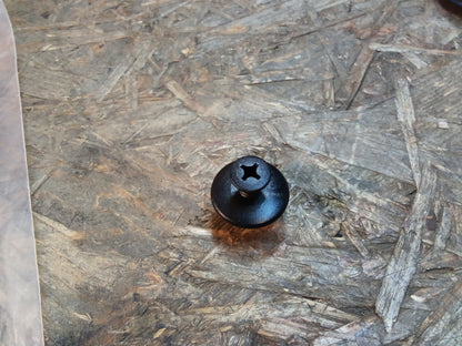 Ford Escort Anschlag Clip Befestigung Radhausverkleidung original Ford NEU