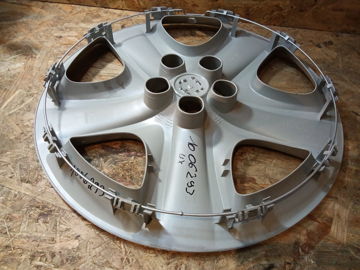 Astra J 17 Zoll Radkappe original GM NEU
