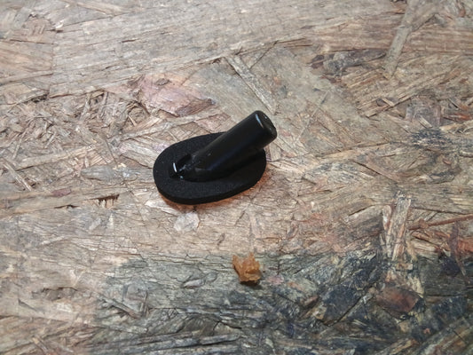 Astra J Stopfen Montageöffnung Schlussleuchte, schwarz original GM NEU