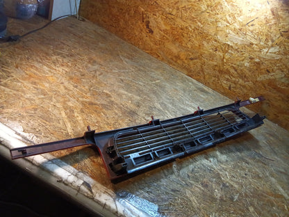 Corsa A Frontgrill original GM GEBRAUCHT