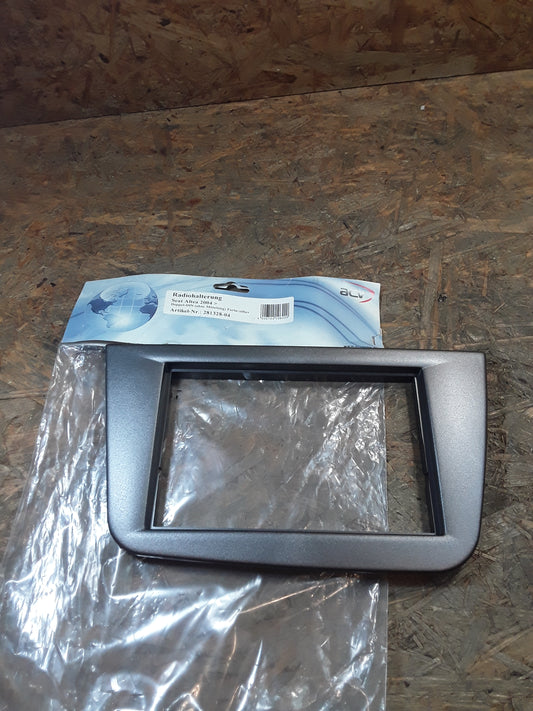 Seat Altea Bj 04-... Radiohalterung original ACV NEU