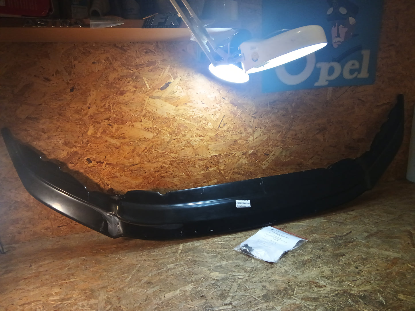 Oneway Frontspoiler passend für Volkswagen Tiguan MK2 2015-2020 - Schwarz glänzend