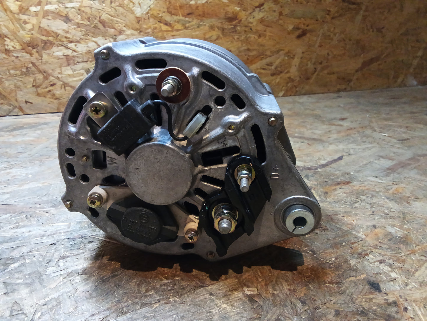 Ford Scorpio/ Sierra/ Transit Lichtmaschine 12V 70A original Motorcraft NEU