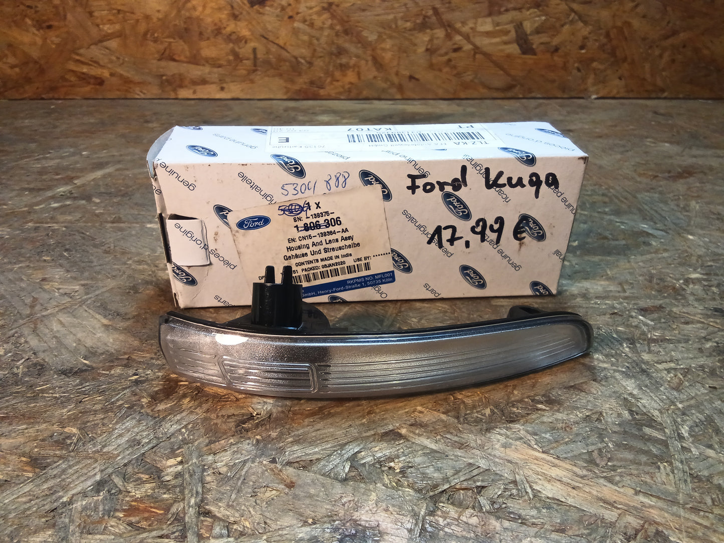 Ford Kuga Gehäuse mit Streuscheibe original Ford NEU