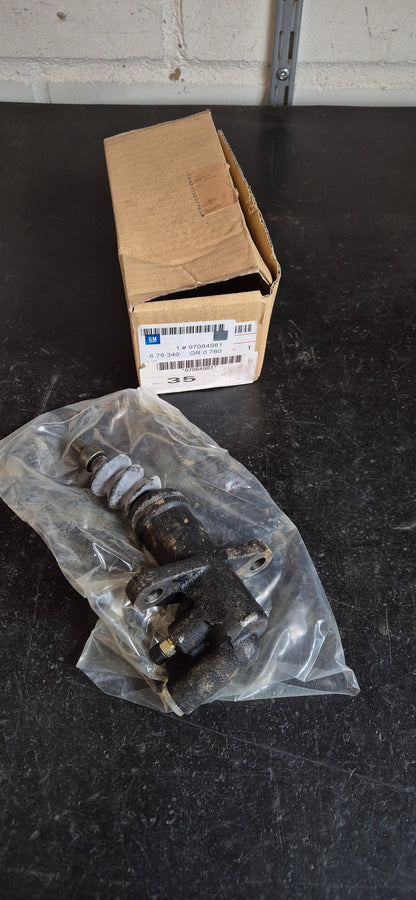 Kupplungsnehmerzylinder Frontera Original GM Neu