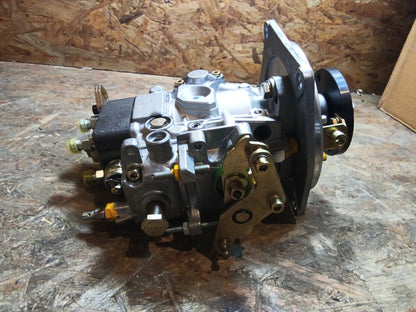 Ford Transit 2.4l Einspritzpumpe original Bosch NEU