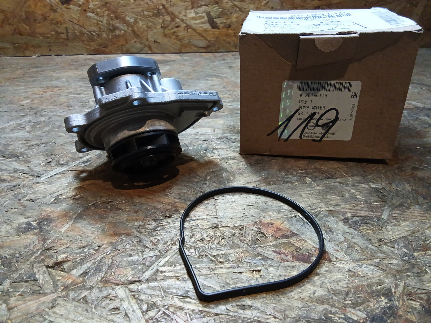 Opel Astra G,H,J Corsa D E Meriva A Mokka Wasserpumpe original GM NEU