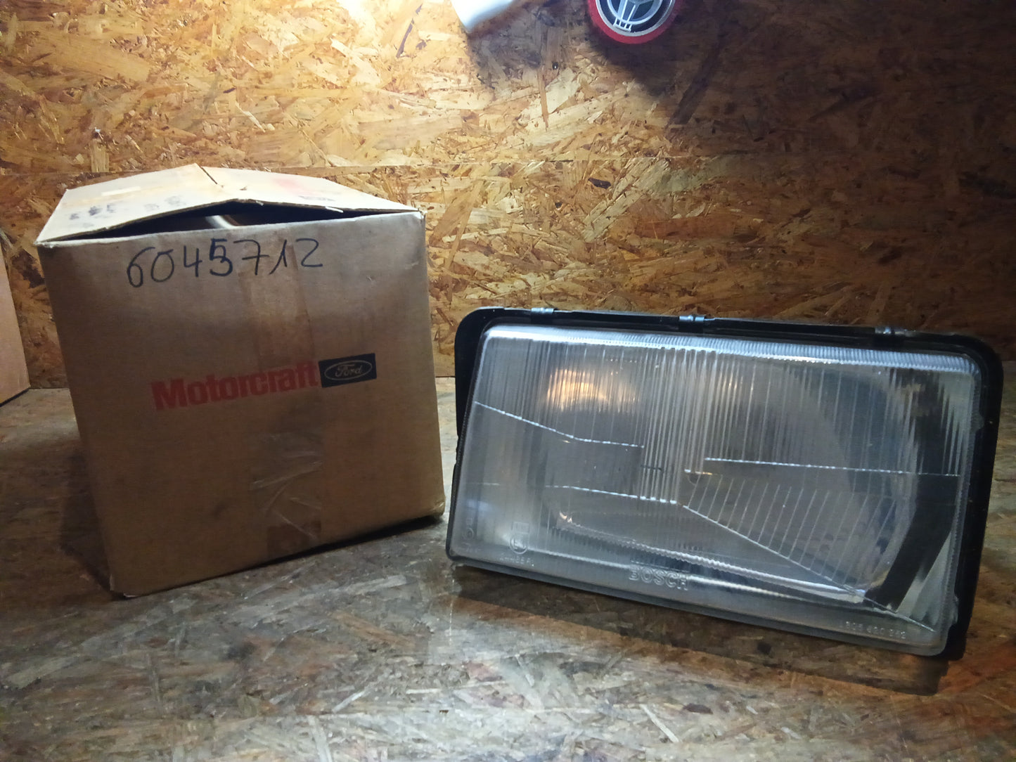 Ford Granada MK4 Scheinwerfer original Ford NEU