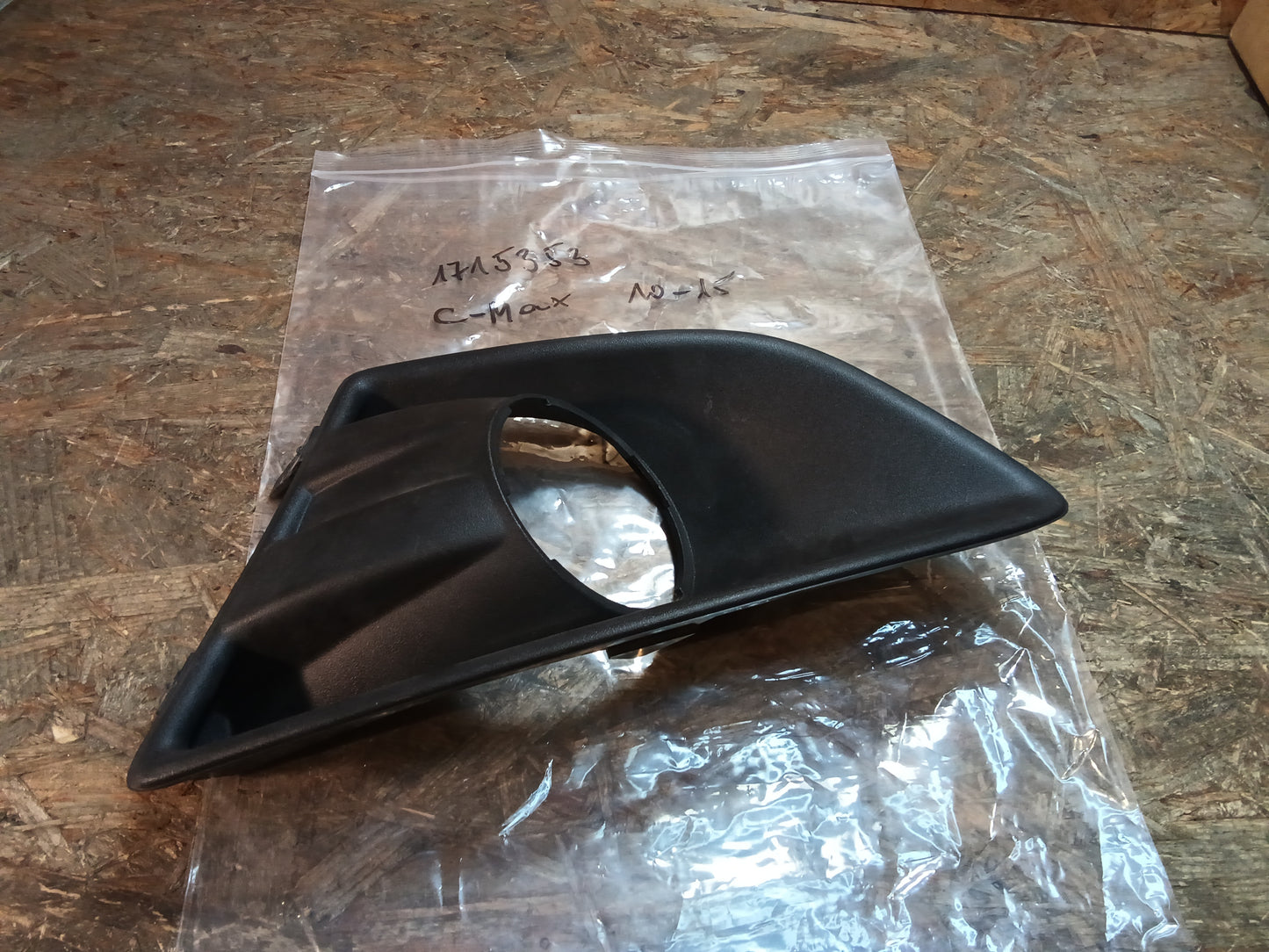 Ford C-Max BJ 10-15 Blende/Grill Halogen Nebelscheinwerfer original Ford NEU