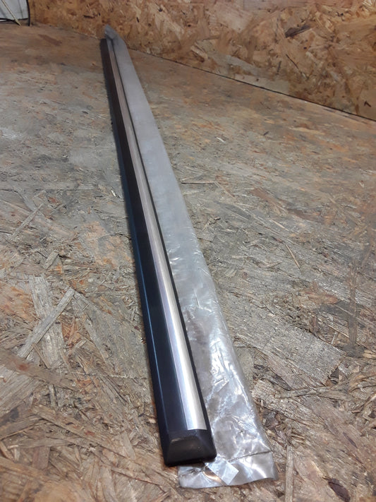 Ford Escort Mk3 Zierleiste Türe original Ford NEU