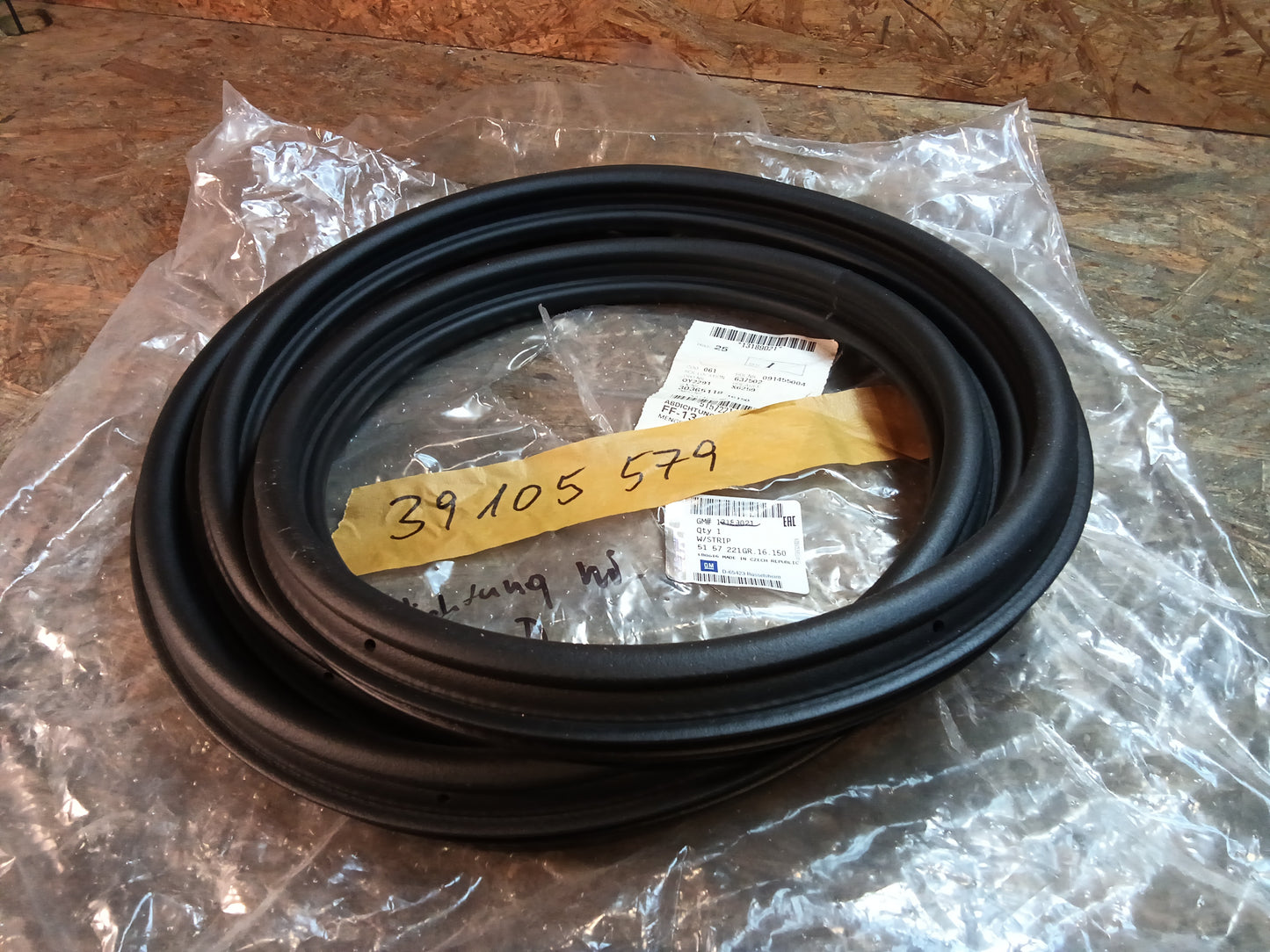 Corsa D Türdichtung hinten original GM NEU