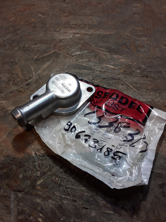 Vectra Anschlussstutzen original GM Opel NEU