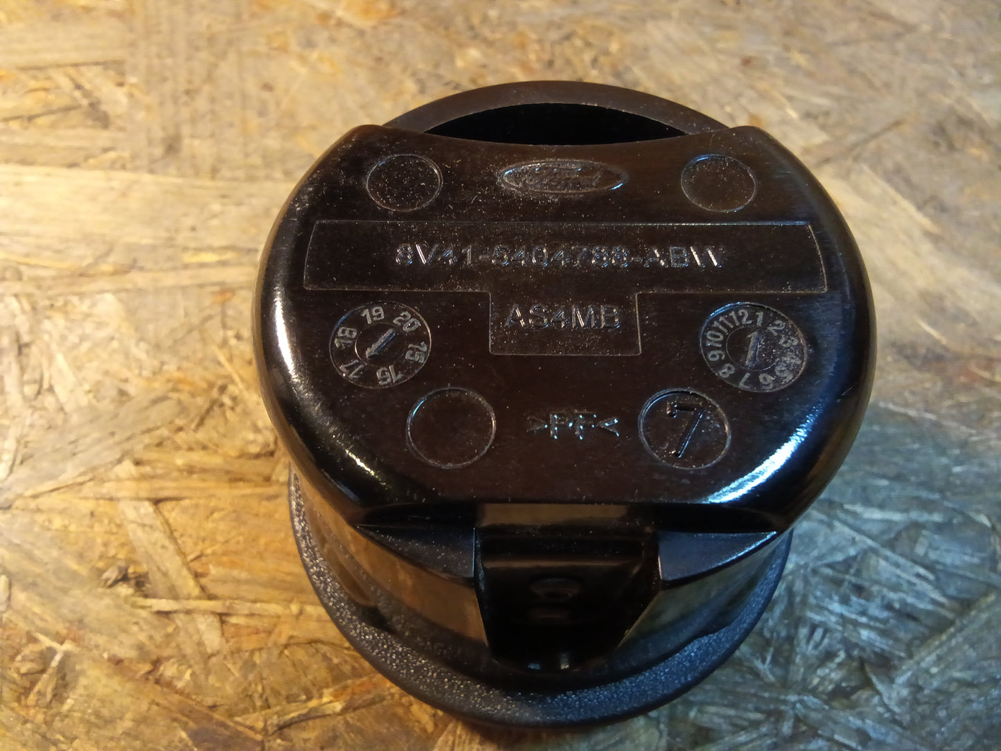 Ford Transit Custom 2.2 TDCi 16V Aschenbecher/ Ascher original Ford NEU