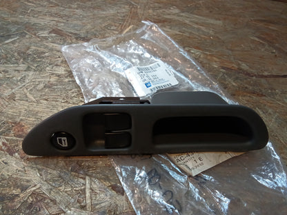 Agila A BJ 00-03 Fensterheberschalter V.L. original GM NEU