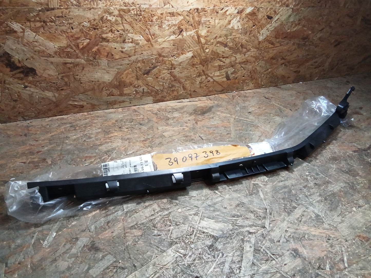 Opel Crossland X Stoßstangenträger hinten original GM NEU