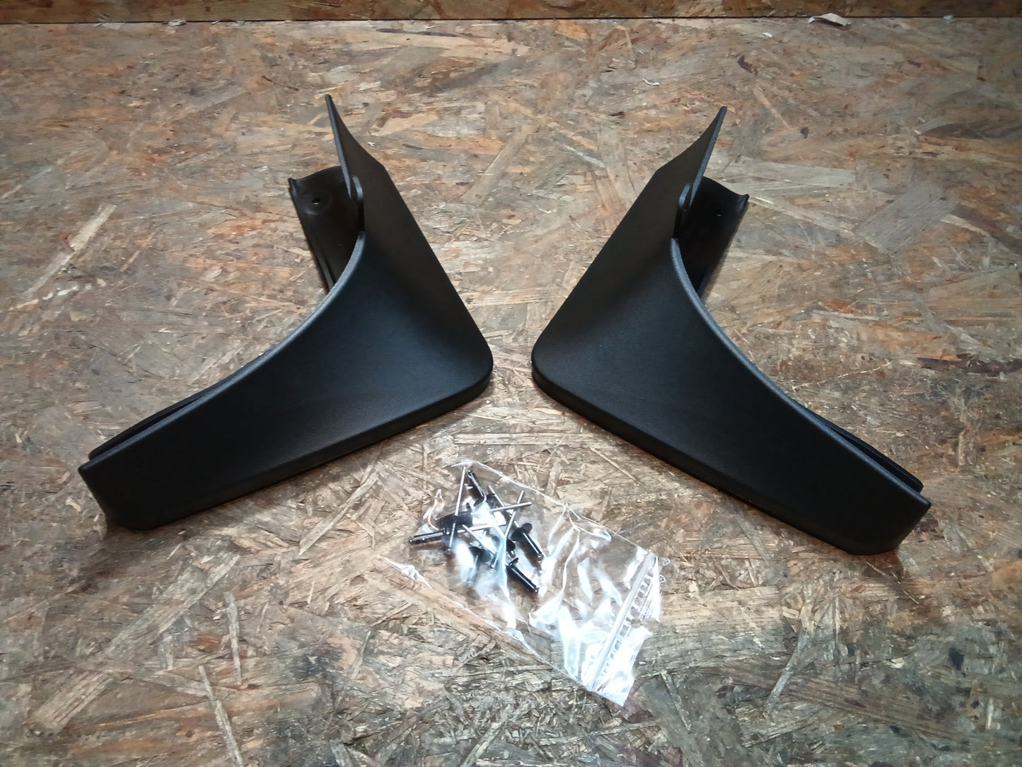 Opel Gandland Schmutzfänger vorn original GM NEU