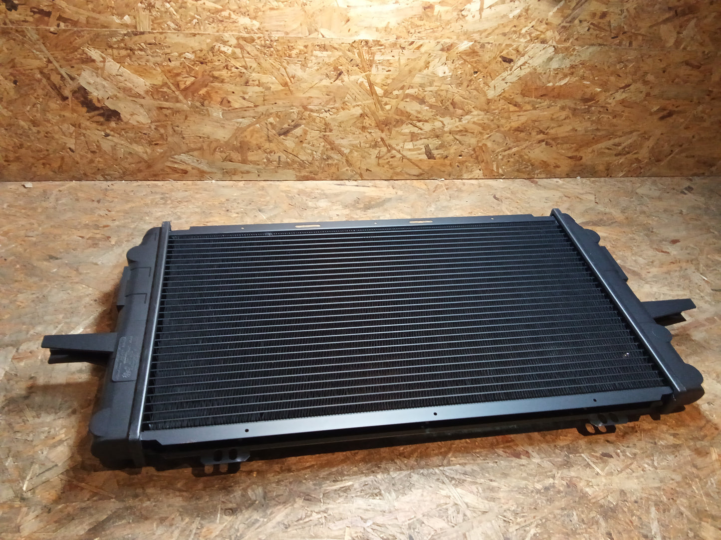 Ford Sierra MK1 bj 08.82-12.86 75-112 PS Wasserkühler Motor original Ford NEU