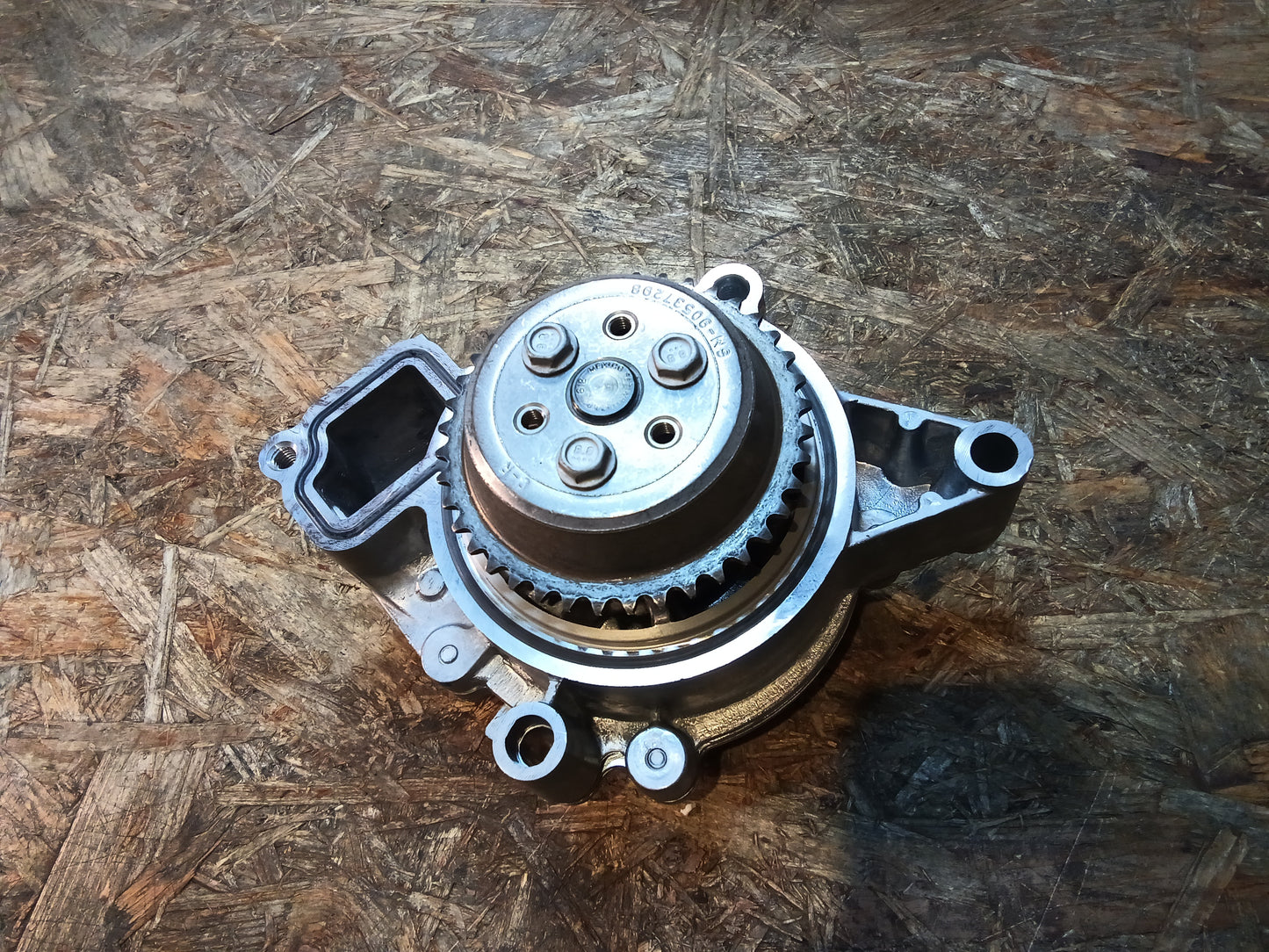 Vectra C Signum Zafira B Wasserpumpe original GM NEU