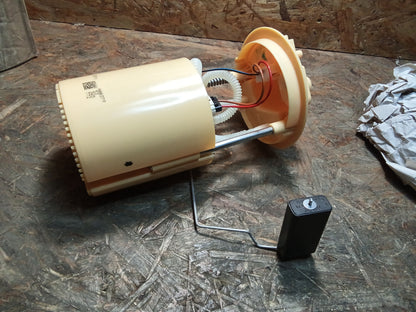 Corsa D 1.3 CDTi Kraftstoff-Fördereinheit original GM NEU