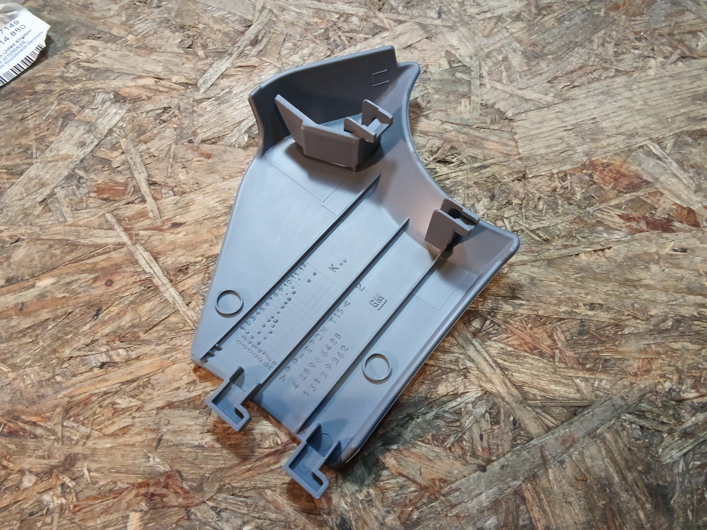 Astra H Abdeckung Sitzverstellung V.L original GM NEU