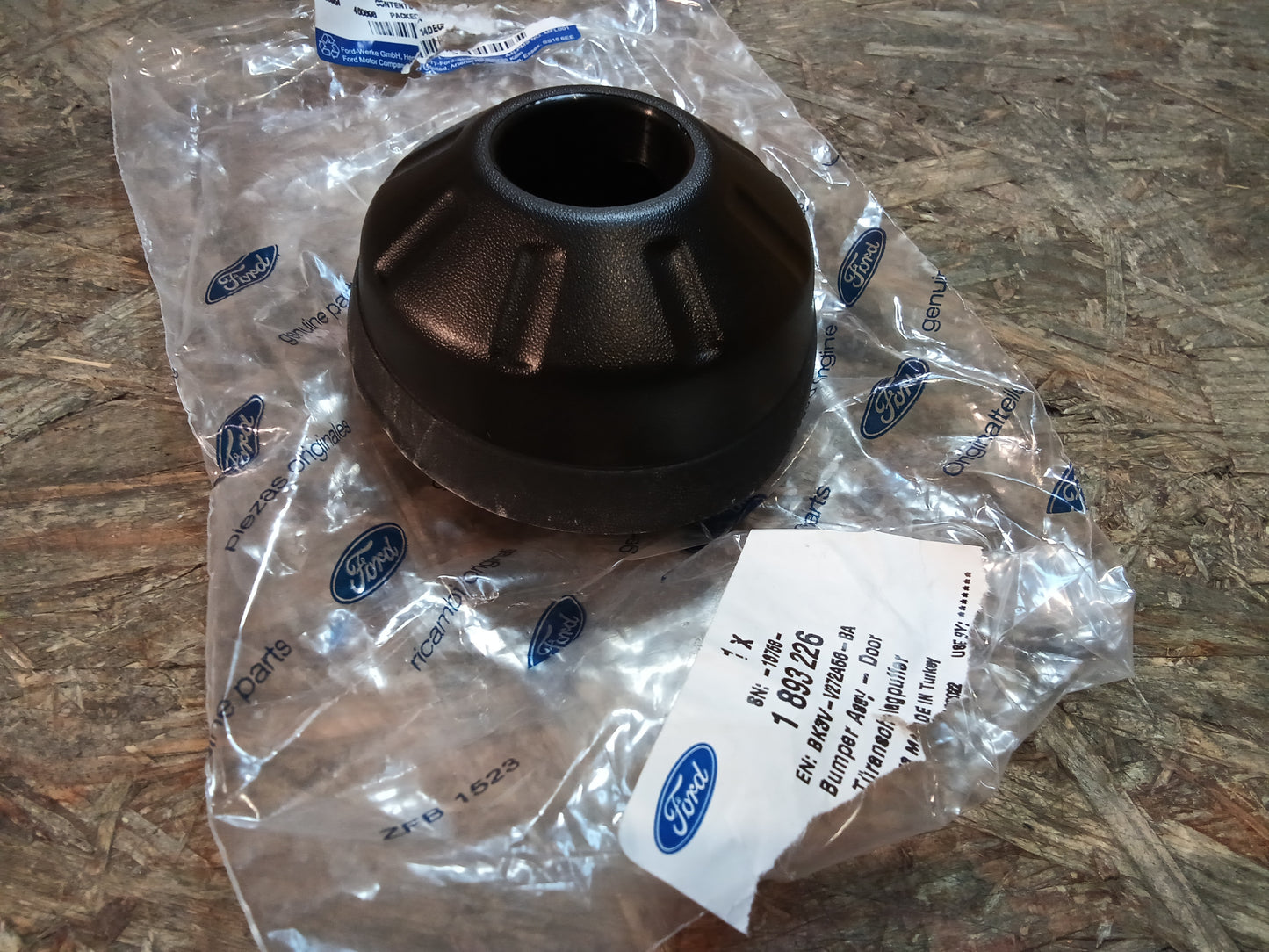 Ford Stoßfänger Türe original Ford NEU