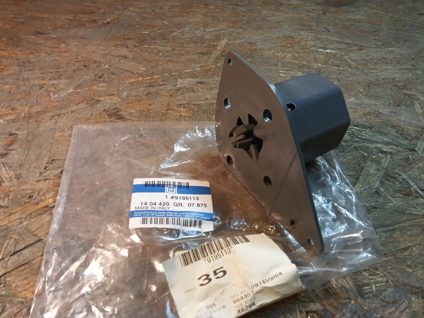 Astra G Zafira A Verstärkung rechts Heckschürze original GM NEU