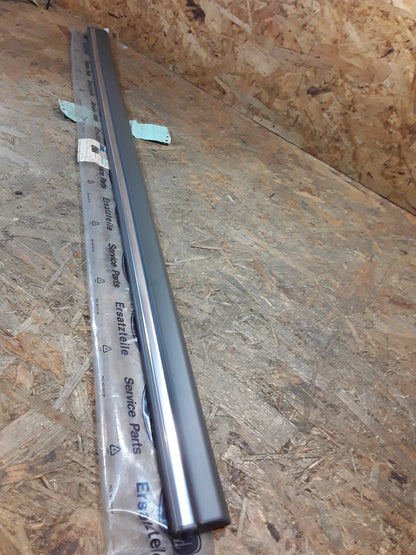 Ford Escort MK5/MK6 Zierleiste Türe vorne links original Ford NEU