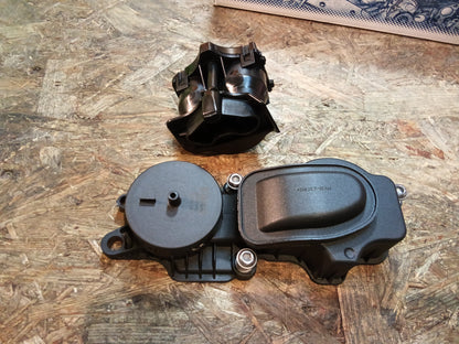 BMW E46,E90,E60,E87,X3 Ölabscheider Entlüftung original Vaico NEU