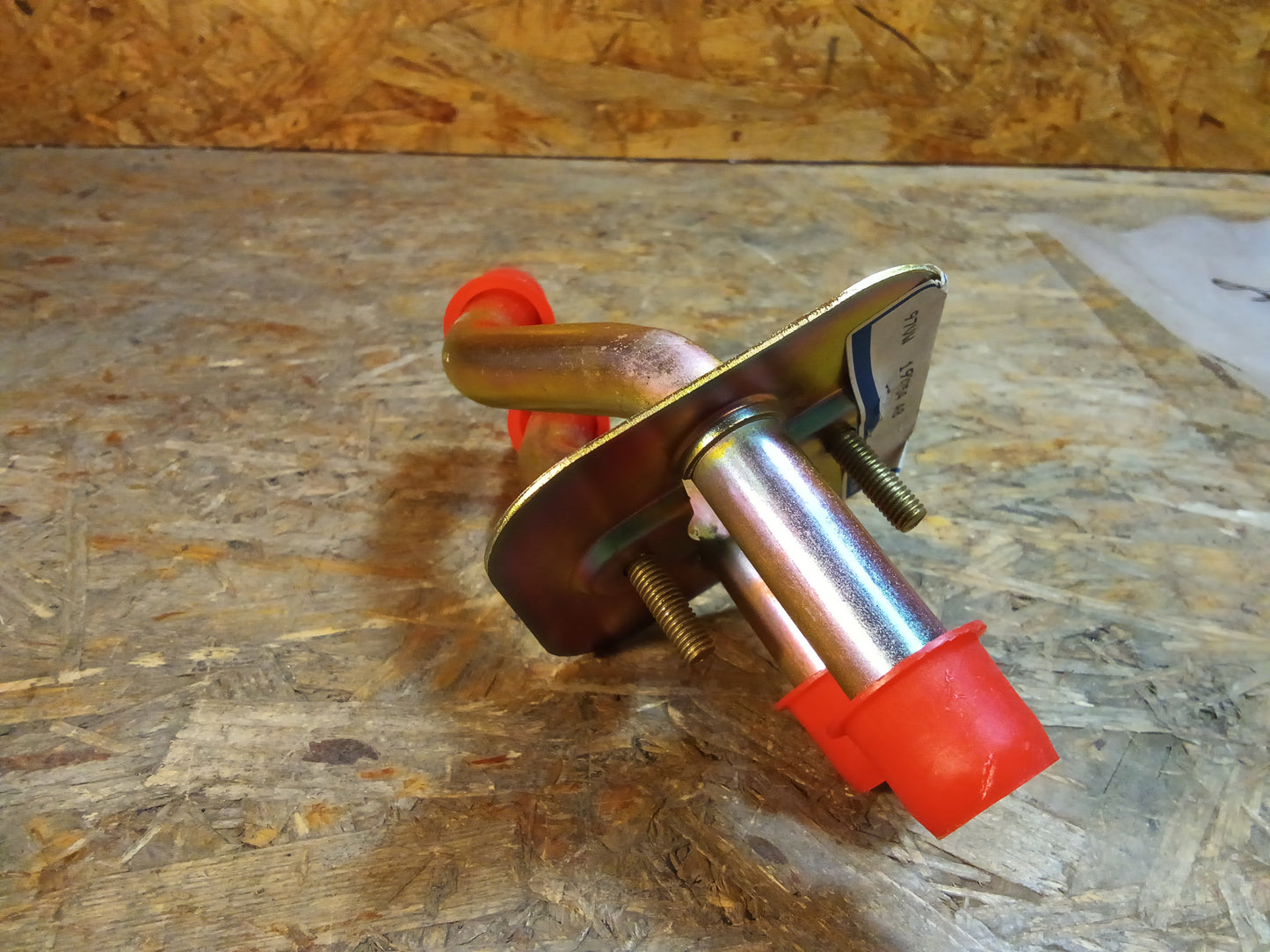 Ford Transit BJ 94-00 Halter Schlauchrohrleitung an Zusatzheizung original Ford NEU