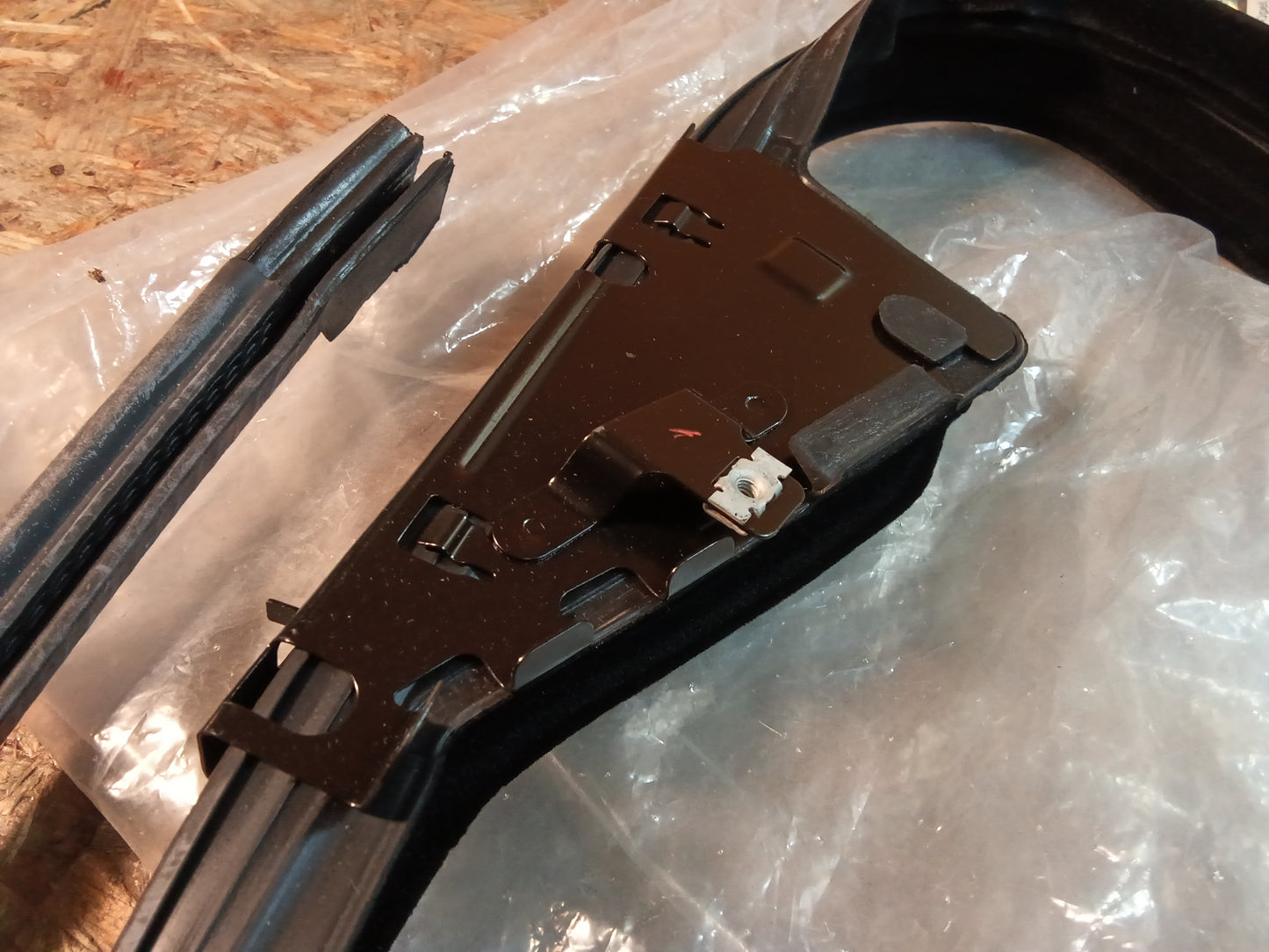 Astra J Kanal Dichtung Fronttürfenster links original GM NEU