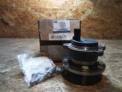 Ford Focus 3 Radnabe original Ford NEU