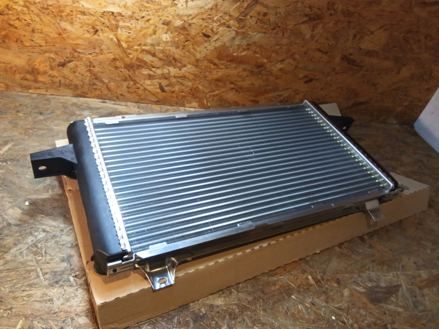 Ford Sierra MK1 Kühler original Van Wezel NEU