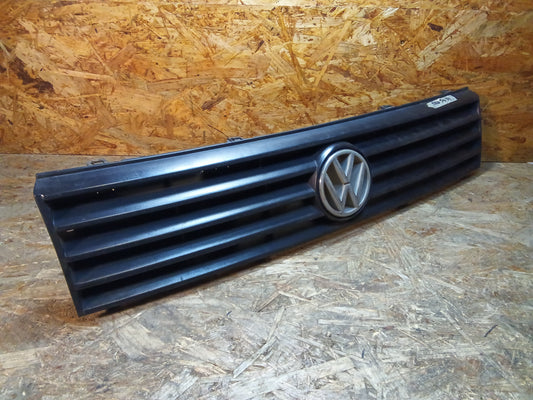 VW Polo 86C Frontgrill mit Emblem original VW GEBRAUCHT