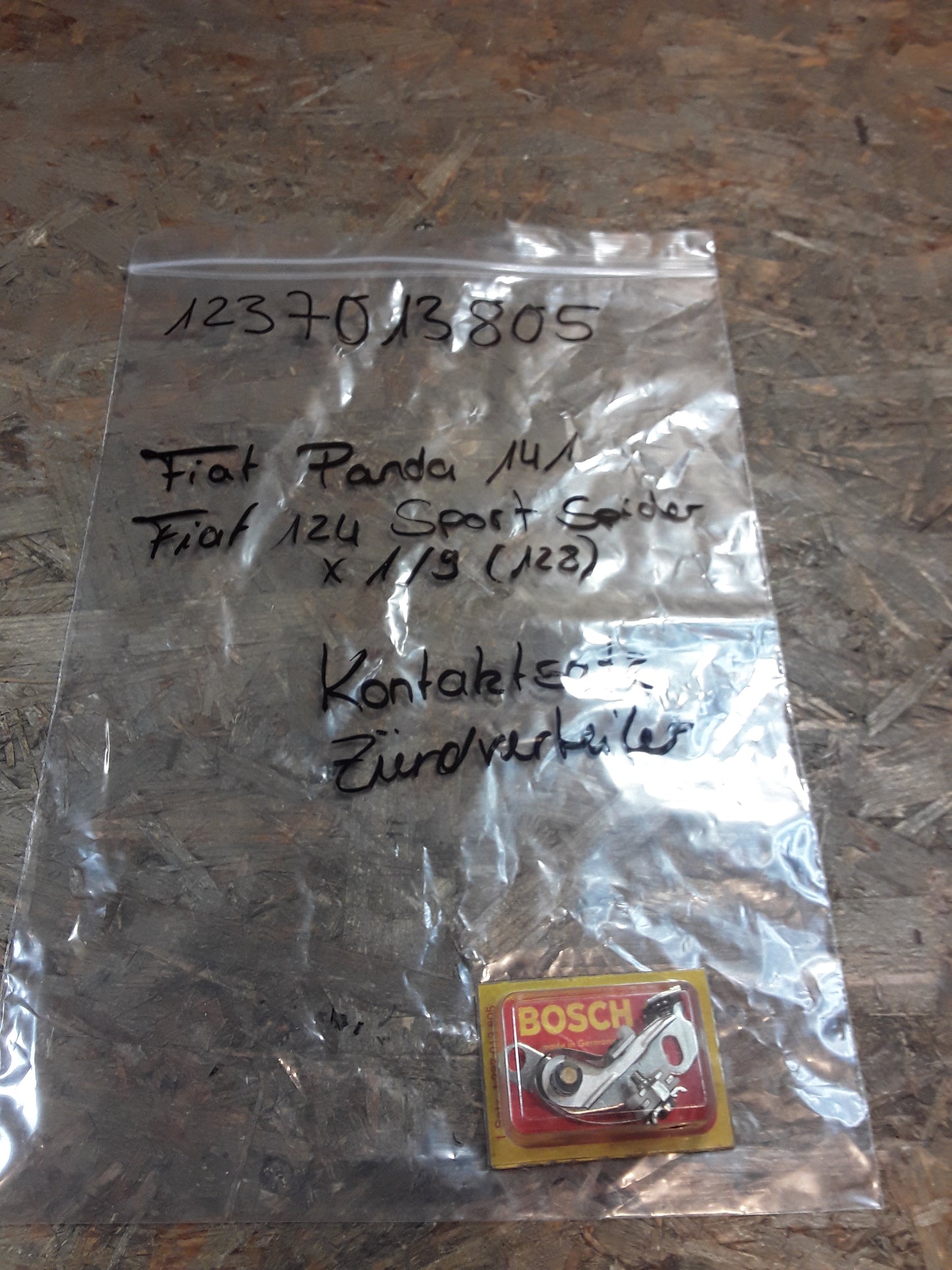 Fiat Panda 141 Fiat 124 Sport Spider x 1/9 (128) Kontaktsatz Zündverteiler original Bosch NEU