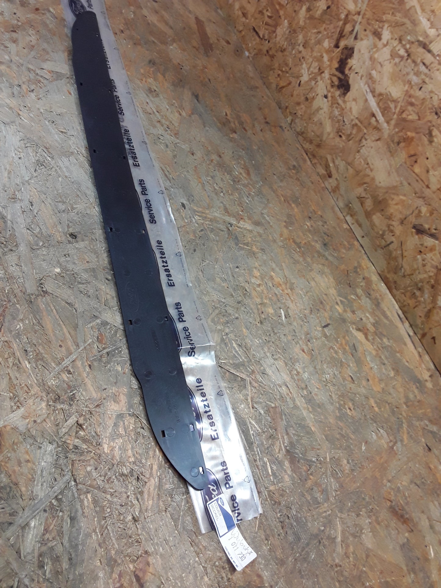 Ford Escort Bj 97-02 Kühlergrillabdeckung original Ford NEU