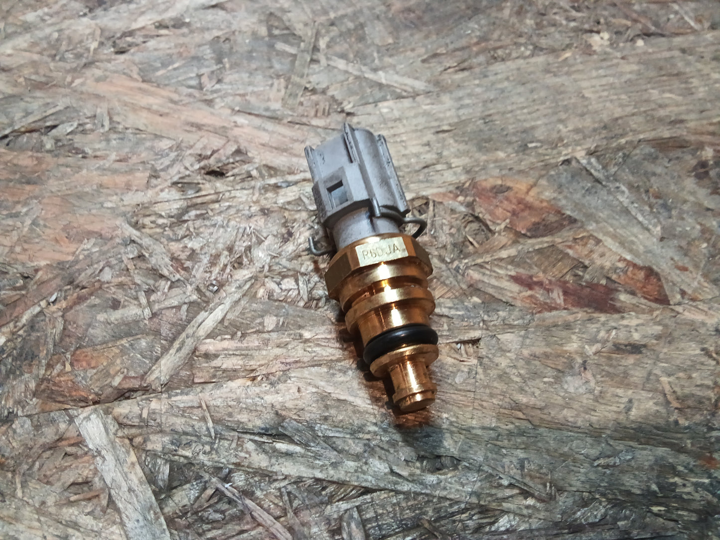 Ford C-Max Focus Fiesta Sensor Wassertemperatur original Ford NEU