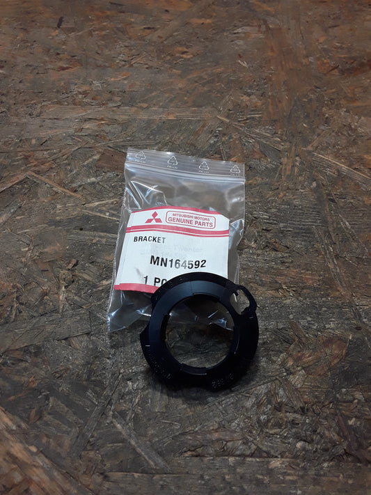 Mitsubishi Colt Rahmen Hochtöner original Mitsubishi NEU