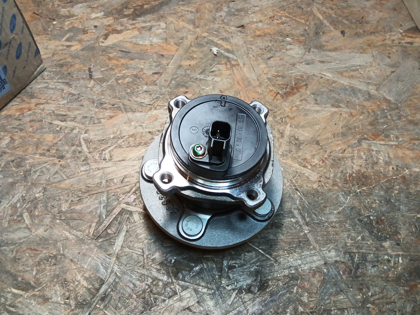 Ford C-Max/ Focus MK2 Radnabe Radlager hinten original Ford NEU