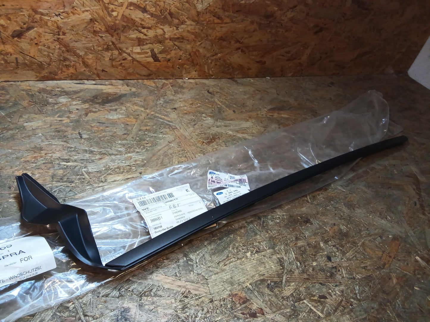 Ford Focus MK4 Zierleiste Windschutzscheibe original Ford NEU