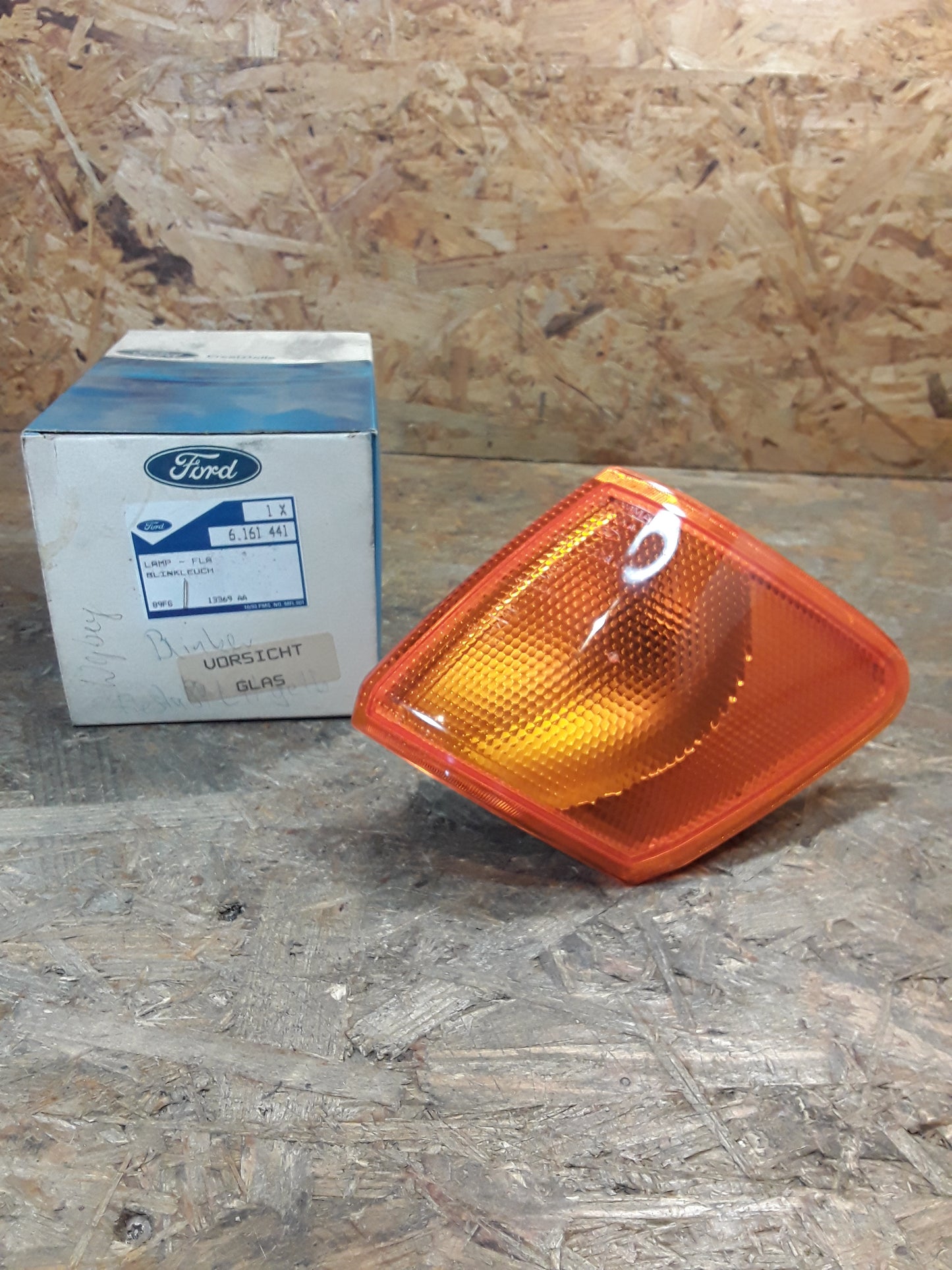 Ford Fiesta MK3 bj 89-96 Blinkerleuchte links original Ford NEU