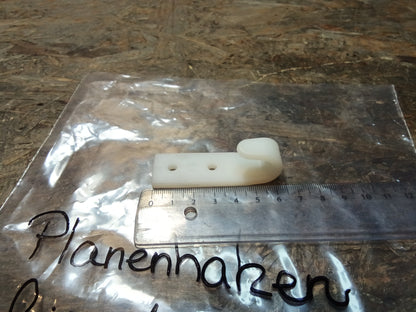 Planenhaken für diverse Anhänger