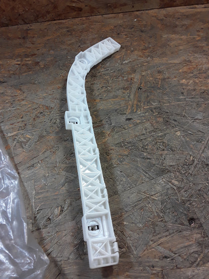 Mitsubishi Lancer VIII, CYA, CZA, 1.8l Halter Stoßstange HL original Mitsubishi NEU