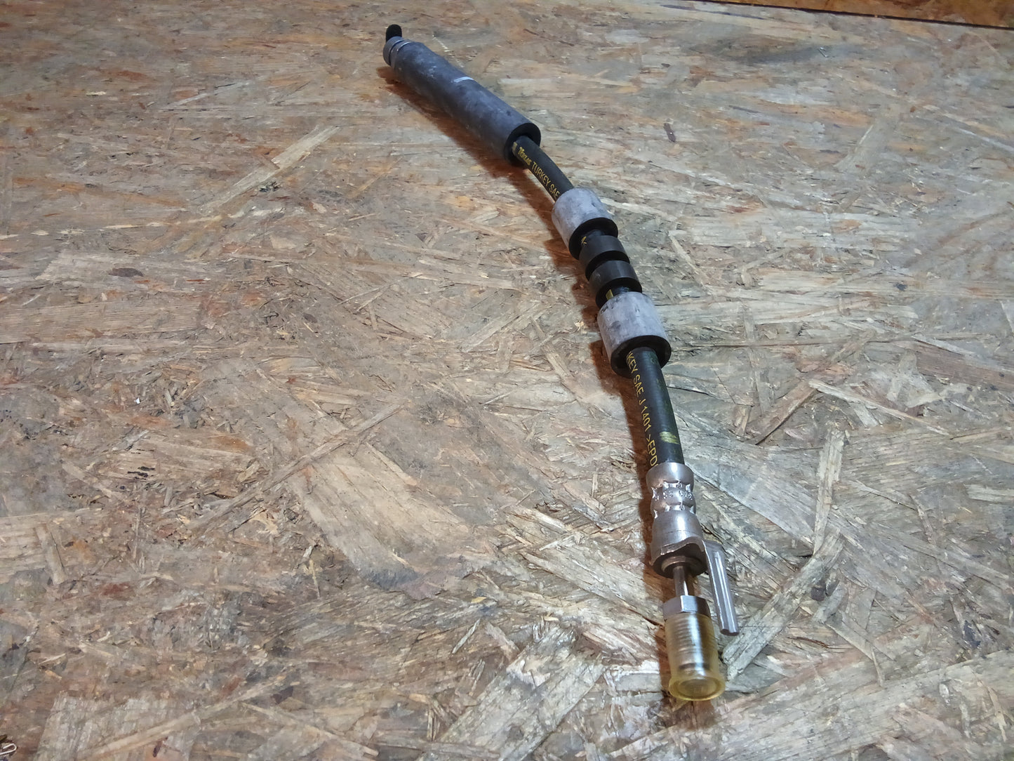 Ford Transit Bremsschlauch vorne rechts/links original Ford NEU