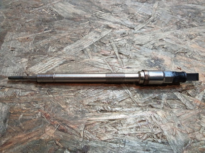 Movano B 2.3 CDTi Glühkerze mit Drucksensor original GM NEU