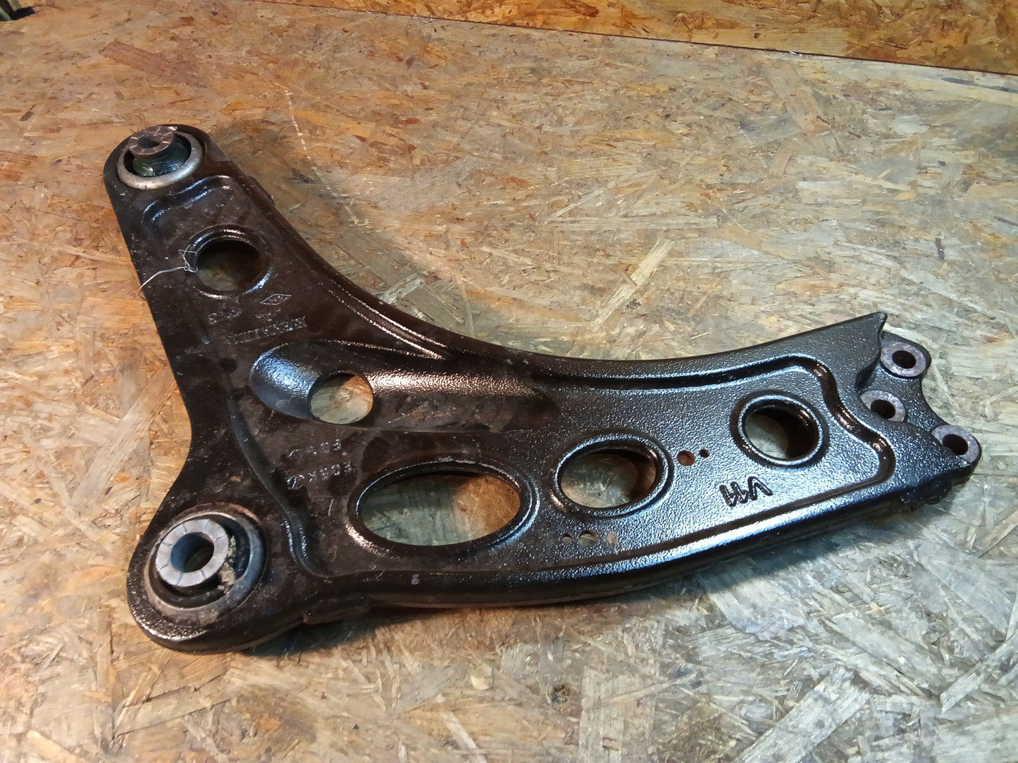 Renault Trafic Opel Vivaro Querlenker links vorne original GM NEU
