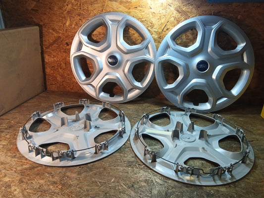 Ford Kuga ll Radkappensatz 17 " original Ford NEU